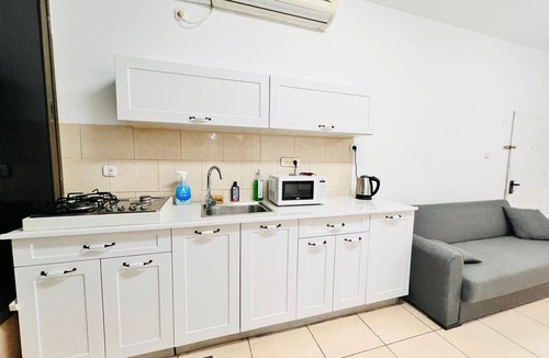 Bat Yam Apartment | New! Royal family ground apartment 2BR