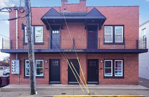 Somerset Apartment | NEW! Rustic KY Retreat, Columbia House Unit B