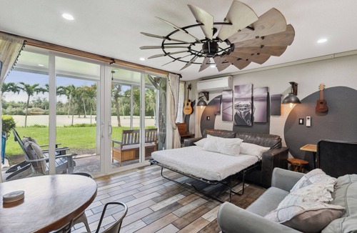 Kahuku Condo | NEW! RusticLuxe — Fully Custom Boss Cabin at Turtle Bay