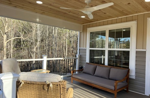 Court House House | New! Salamander Hill Cottage by Buffalo Mtn Getaway