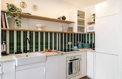 Jean-Medecin Apartment | NEW! Spacious 4BR-3BTH, heart of Nice, AC, elevator