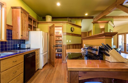 Bigfork House | New! Spacious 5BR Forest Lodge | Picture Windows, Fireplaces, Game Room & Peaceful Montana Setting
