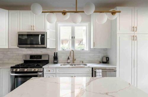 Noble Square Apartment | NEW! Spacious Art Deco Modern 5 BD/3BA Condo