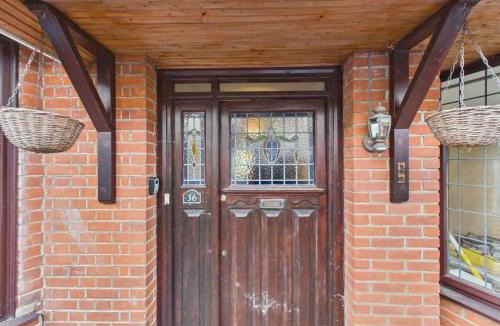 Highlands Apartment | NEW Spacious & Comfortable Enfield Home By Signature Stays with FREE Parking