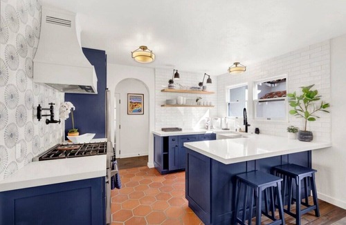 Avalon House | New! Spacious Detached Home | Perfect Location