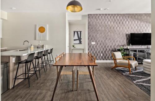 Highland House | New! Sprawling Floor Plan - Central LoHi - Peloton