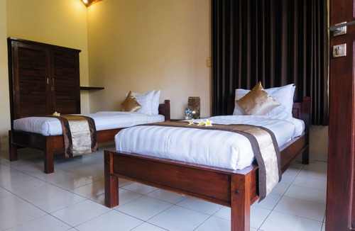 Lovina Hotel | New Starlight Hotel