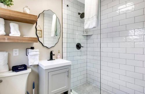 El Cid Apartment | New Studio Apartment w Kitchen - A