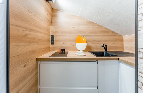 Paluds de Noves Apartment | New Studio at the Gateway to the Alpilles with Pool and Large Garden