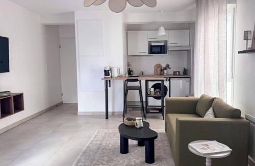 Bascule - Oratoire Apartment | New studio with terrace Airbus Aéroport