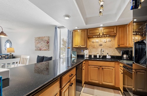 Indian Rocks Beach Condo | New Tastefully Remodeled Direct Gulf Front 1BR/BA Paradise - Very Clean