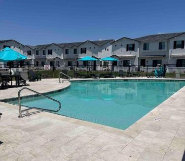 Mesa Villa | New! Townhome Hideaway w/ Popcorn Machine Sleeps 6