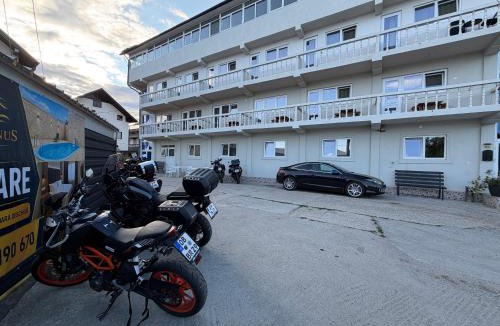 Curtea De Arges House | New Venus
