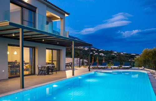 Mousata Villa | New Villa Blue with private pool at Trapezaki