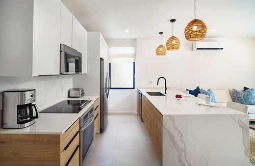 Lower Carlton Villa | NEW villa with plunge pool, 3 mins to beach - Sorrento 10