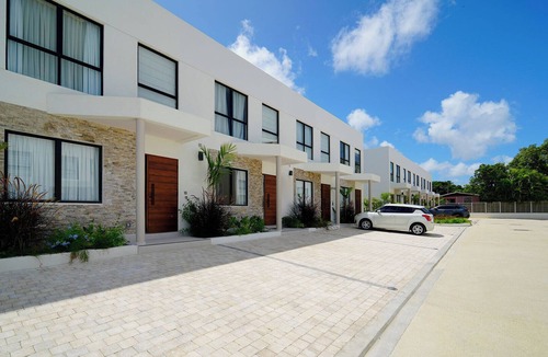 Lower Carlton Villa | NEW villa with plunge pool, 3 mins to beach - Sorrento 10