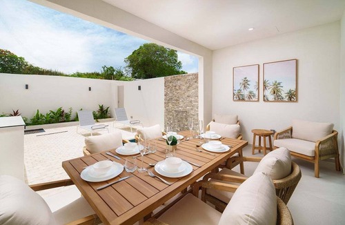 Lower Carlton Villa | NEW villa with plunge pool, 3 mins to beach - Sorrento 10 (2 bed)