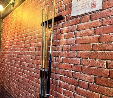 Sri Phum Hostel | New Warm Light Hostel