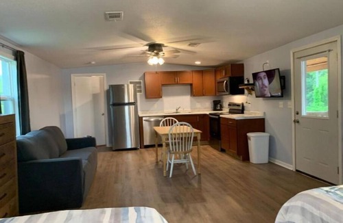 Warsaw House | New Waterfront Private Cabin on Lake of the Ozarks w/private boat ramp and dock