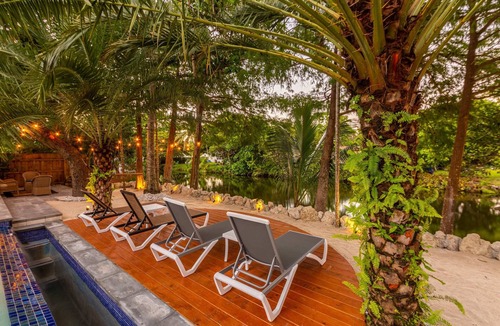 Golden Glades Villa | New Waterfront Villa | Sand Terrace+Pool/VB+Fire Pit+Games