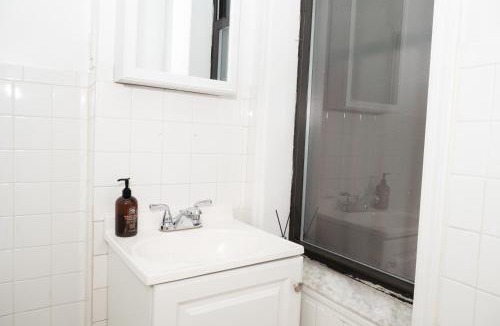 Ukrainian Village Apartment | New York7-East3 Village Best-Stylish & Fully Equipped