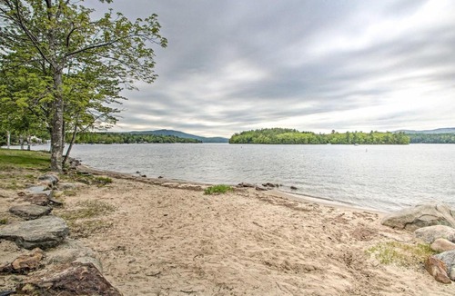 Bristol House | Newfound Lake Studio: BBQ, Fire Pit & Beach Access