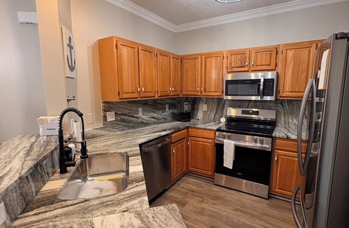 Mount Mourne Condo | Newly Avail. Lakefront 1st Floor Condo Located on Davidson Penninsula. Pets ok