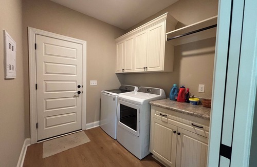 McCormick House | Newly built 3-bedroom house in serene Savanna Lakes Village