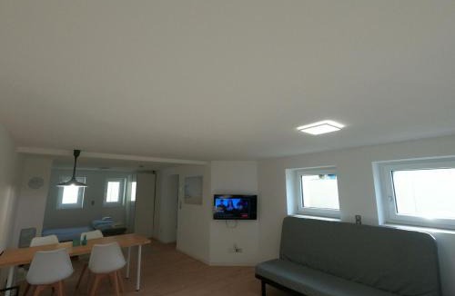 Notzingen Apartment | Newly built Hiloa studio apartment stylishly furnished