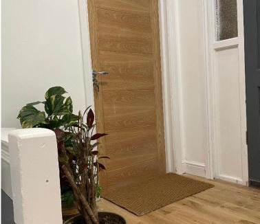 Cranbrook Apartment | Newly built modern flat at London Gants Hill Station near Ilford