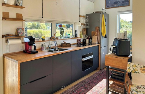 Middelfart House | Newly built tiny house with river views