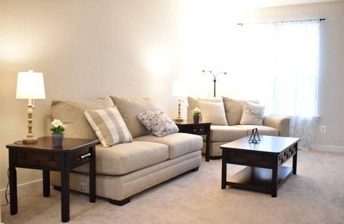 Potomac House | Newly built townhouse with all the amenities!
