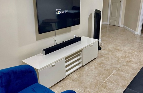 Weequahic Apartment | Newly Constructed Basement Two Bedroom Apartment