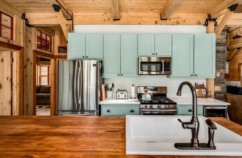 Meredith House | Newly constructed home sleeping 4 located on Fish Cove Lake Winnipesaukee