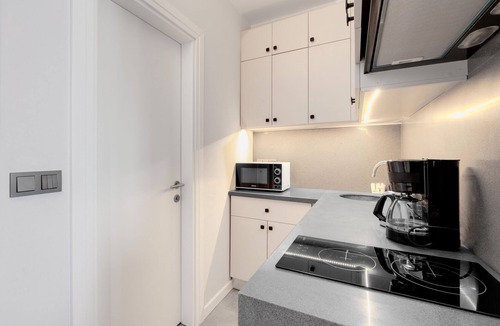 Kadikoy Apartment | Newly Constructed in Kadikoy | Quake-Resistant-AC