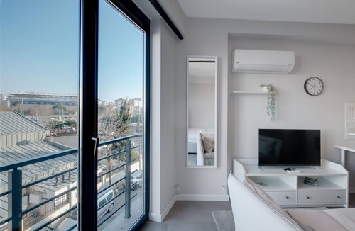 Kadikoy Apartment | Newly Constructed in Kadikoy | Quake-Resistant-AC