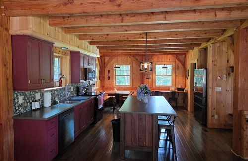 Cooperstown House | Newly constructed Timber Frame home on 7 acres only 4.5 miles from Dreams Park!