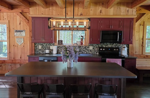 Cooperstown House | Newly constructed Timber Frame home on 7 acres only 4.5 miles from Dreams Park!