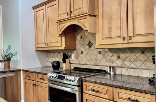 Rising Fawn House | Newly designed rustic 4B McLemore, Lookout Mtn! fire pit, tennis & pickleball