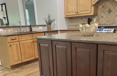 Rising Fawn House | Newly designed rustic 4B McLemore, Lookout Mtn! fire pit, tennis & pickleball