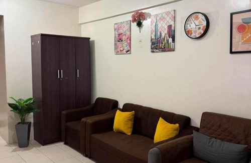 San Dionisio Apartment | Newly Furnished Condo near NAIA Manila Airport Pool Wi-Fi MBB Happynest