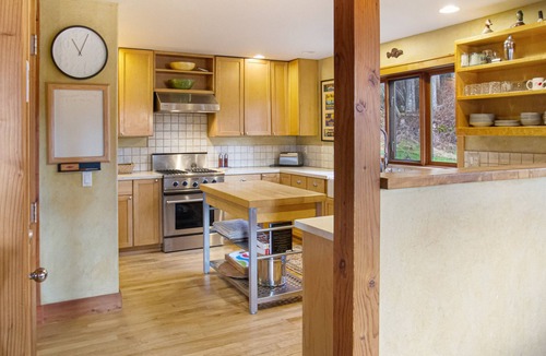 Friday Harbor House | Newly Listed! Cabin-style home. (TFH)