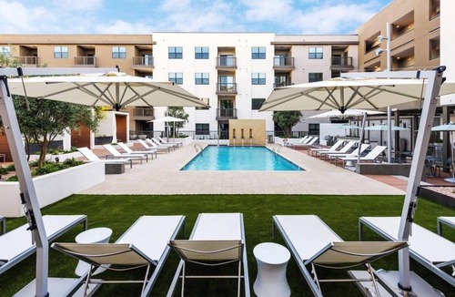 Booker T. Washington Apartment | Newly Listed! Modern 1BR/1BA Phoenix Apt by Domio