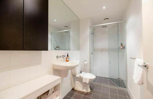 Chinatown Apartment | Newly Refurbished 1 BDR CBD Studio on Liverpool St