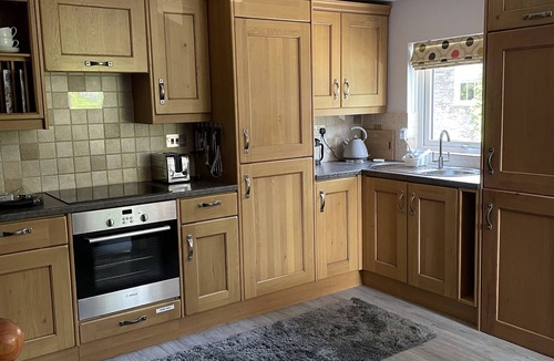 Grasmere Apartment | Newly refurbished 2 bedroom, 2 bathroom apartment right in the heart of Grasmere