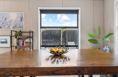 Martinborough House | Newly refurbished sleeps 10 in exclusive Pinot Grove, Martinborough ,plunge pool
