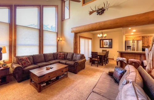 Mount Crested Butte Condo | Newly refurnished, 4 Bedroom Condo across from West Wall Lift