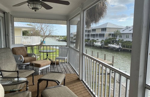 Marco Island Apartment | Newly remodeled 1 bedroom suite in Goodland Fl. fishing island of Marco Island