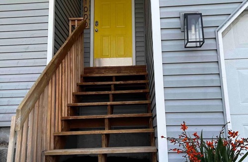 Pendleton House | Newly Remodeled 3 Bed 2 Bath home, minutes from everything