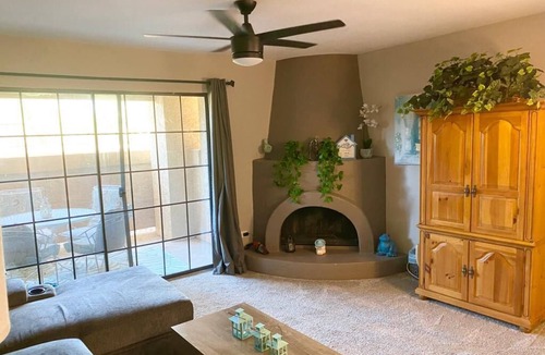 North Mountain Condo | Newly Remodeled Resort-Style 3 Bed 2 Bath Phoenix Condo